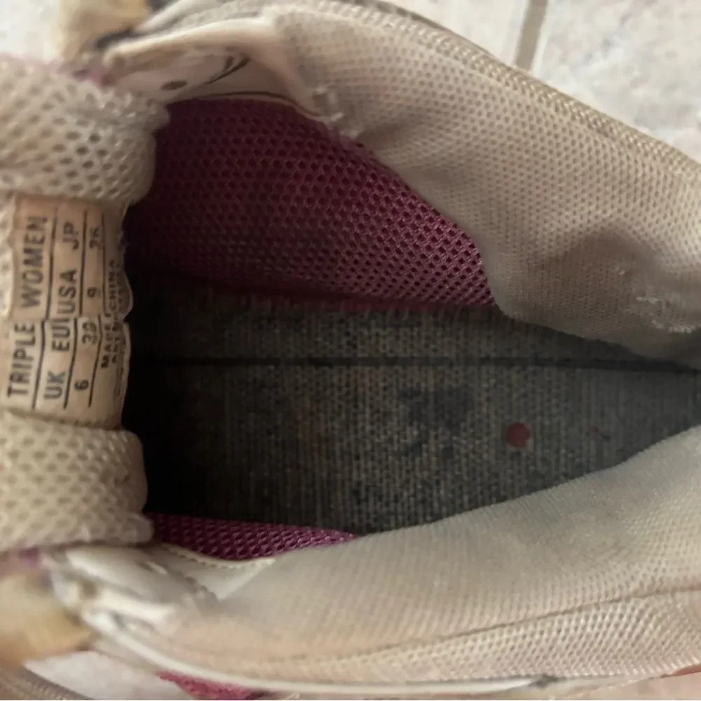Balenciaga Triple S Trainers chunky sneakers White Pink shoes flats logo flats